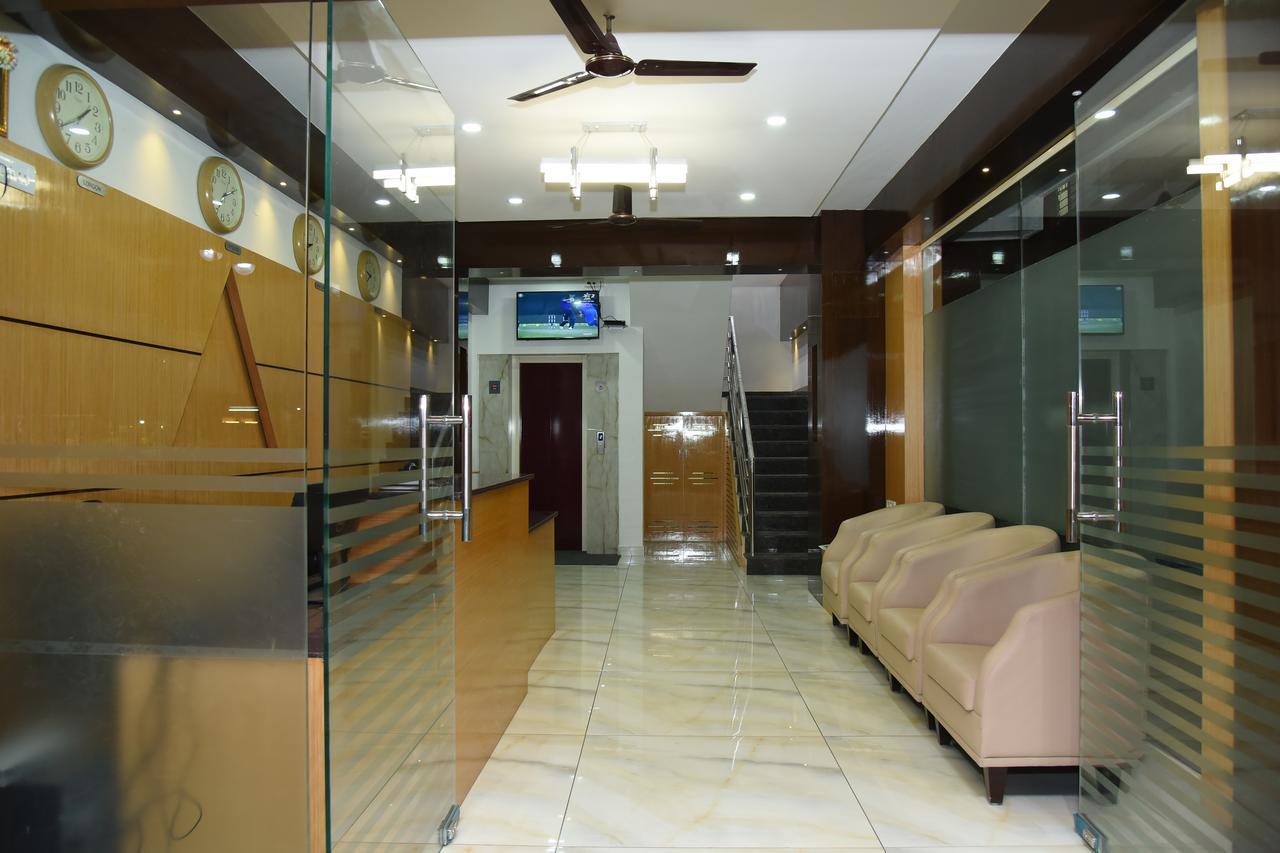 Capital O 76622 Hotel Raama Grand Mysore Exterior foto